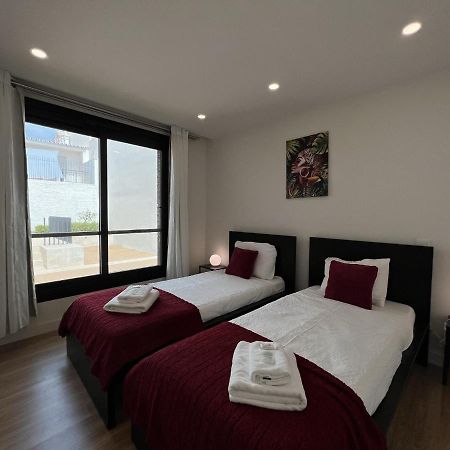 Faro Design 4 By Homing Apartment Bagian luar foto