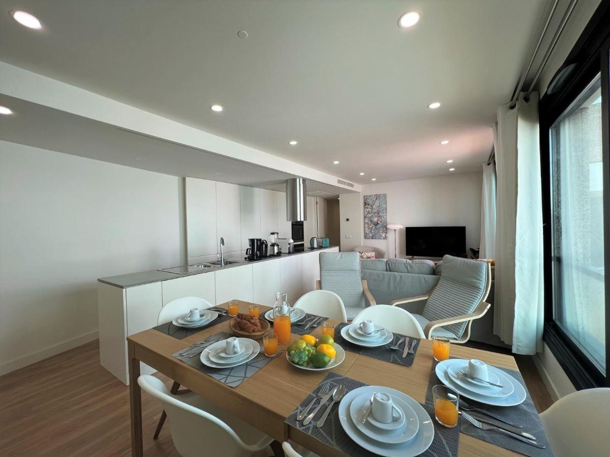 Faro Design 4 By Homing Apartment Bagian luar foto